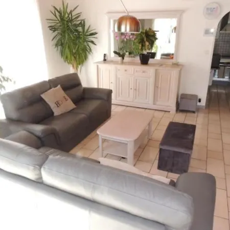 Vakantiehuis Maison Medis, 3 Pieces, 6 Personnes - Fr-1-71-72
