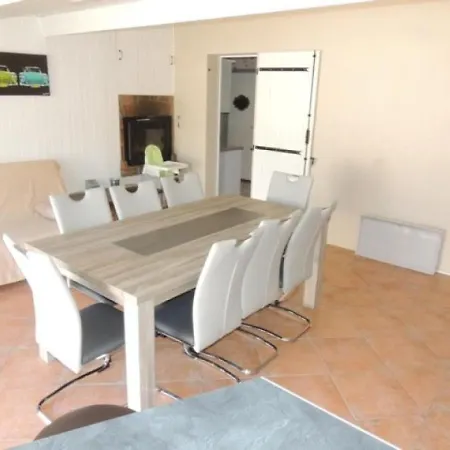 Vakantiehuis Maison Medis, 3 Pieces, 6 Personnes - Fr-1-71-72 *